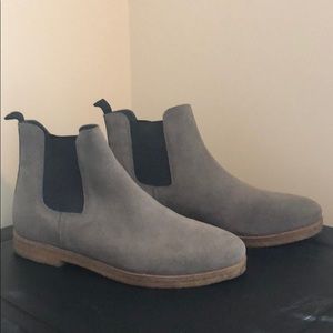 Urban Outfitters Chelsea Boots